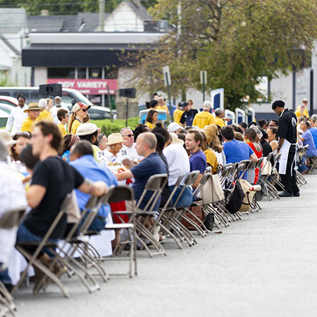 At the Crossroads a Community Meal Fall September 2019